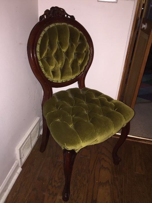 Green velvet accent chair