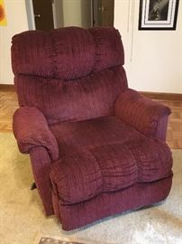 Pair of burgundy/maroon recliners