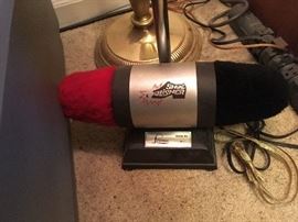 electric shoe shiner