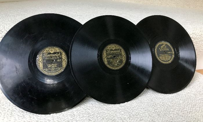 Collection of Classic Records Including Bing Crosby, Cab Calloway, Tommy Dorsey, and More.