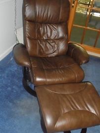 Leather swivel chair w/foot stool