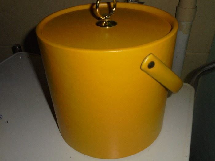Mid-century ice bucket