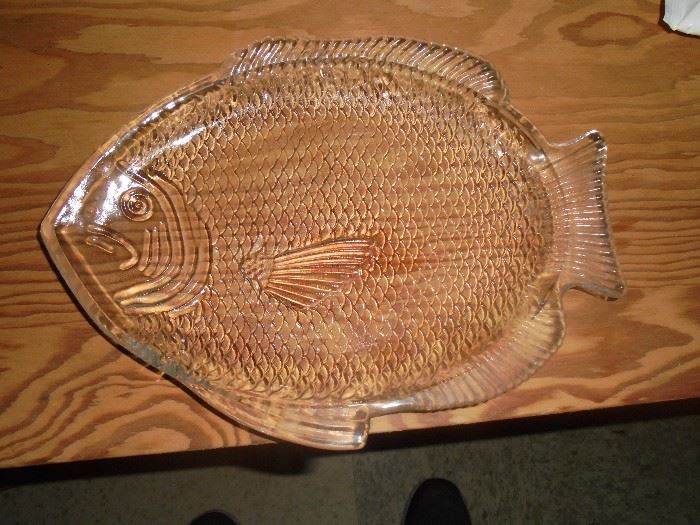 3 of 3  glass fish plates