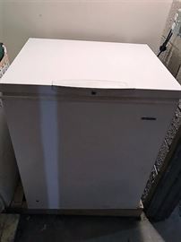 Deep Freezer Chest Kenmore (approx 5.1 cu. ft.)  White