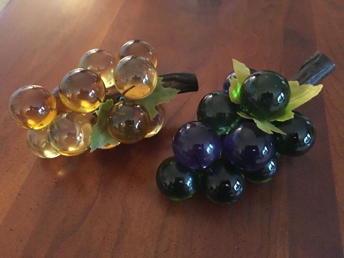 glass grapes ( your choice )