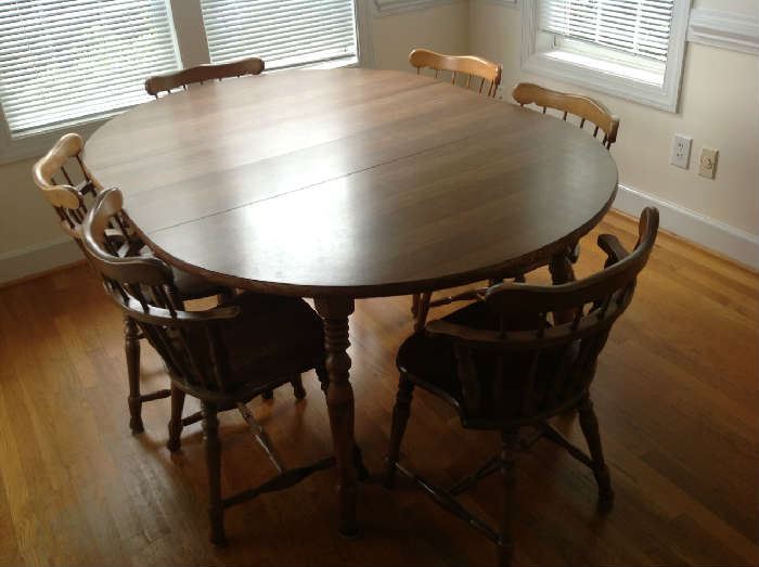 Table / 6 Chairs $ 280.00