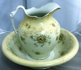 #7372 Pitcher with Bowl Set