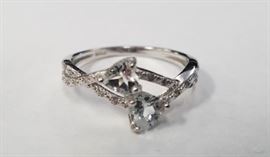 Aquamarine & diamond ring