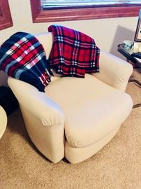 Arm chair and wool blankets 