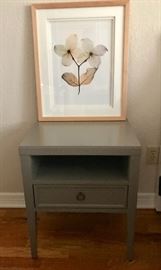 pair night stands