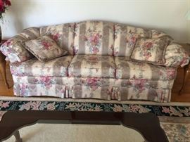 #2 sofa (2) Broyhill cream/khaki floral sofas 7ft $100 each $200.00 