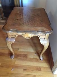 #6 table (2) wood inlay top end tables 26x20x21.5 $75 each $150.00