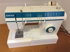 #32 Singer 5817C sewing machine $25.00 
