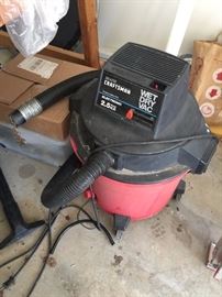 #59 Sears Craftsman 2.5 Hp Wet/Dry Vac $50.00