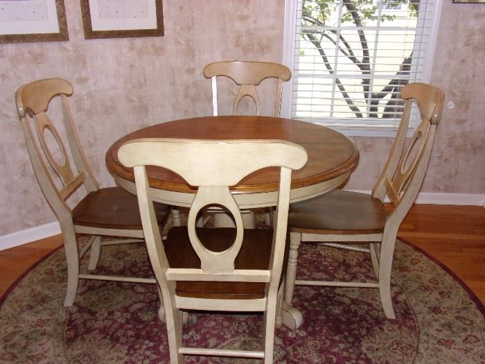 Pedestal kitchen table and four chairs