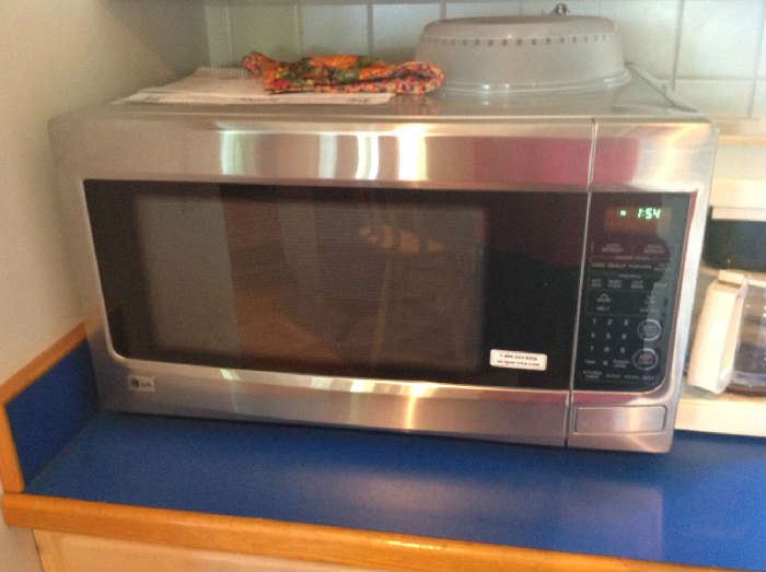 Microwave - $ 50.00