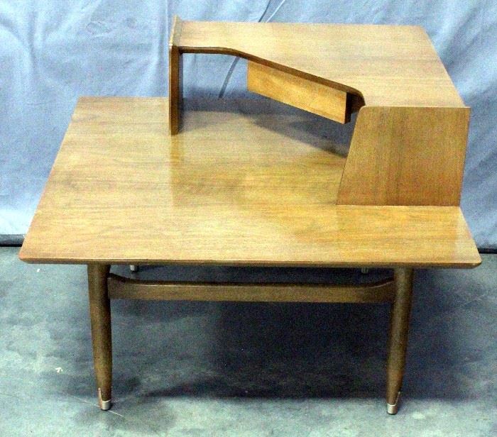 Mid Century Two-Tiered Corner Table, 32" x 24" x 32"