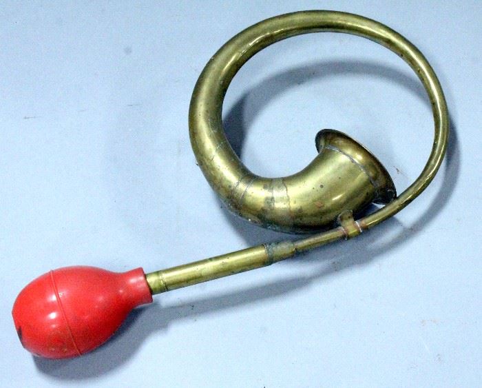 Brass Curved Honking Horn, Koroseal BF Goodrich Bulb, Car, Carriage