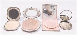 Lot 161: Lot 4 Silver Compacts