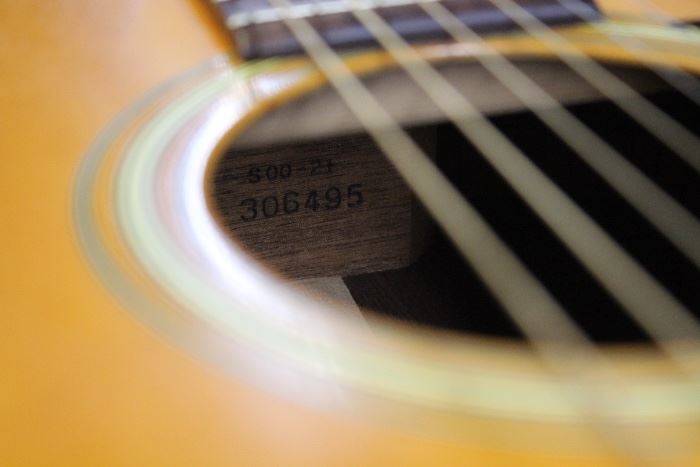Martin Acoustic Guitar 1972 Model S00-21 Serial #306495
