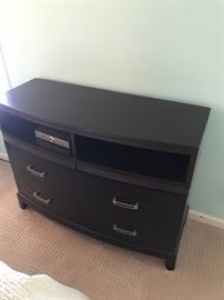 2-drawer media console table