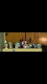 Kitschy collectibles 