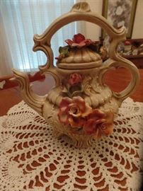 Capodimante Teapot