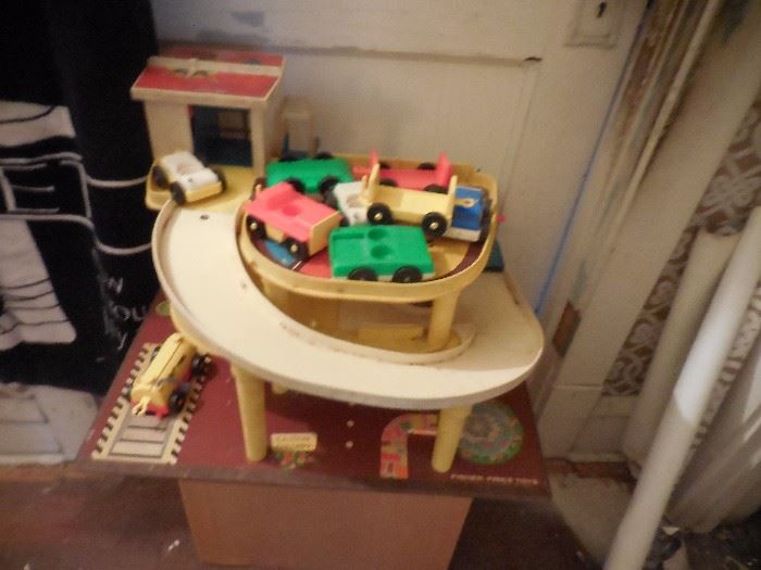 Vintage Fisher Price Garage..with Cars