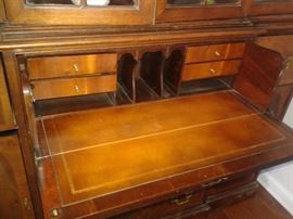 Drop Down Butler's Desk w/Leather Insert