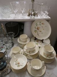 French Saxon China, Breeze