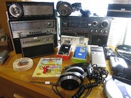 World Star and Stereo 10 Band Radio, Transistors 