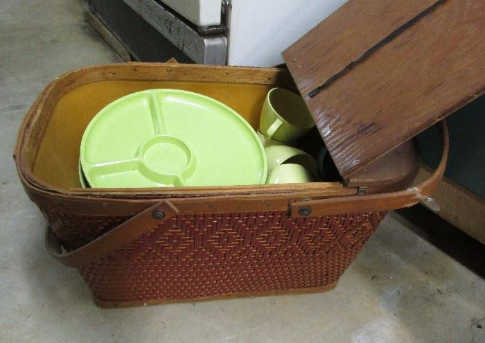 vintage picnic basket and dishes