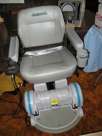 Nearly New Hoveround Motorized Chair with Hoverlift Automobile Attachment