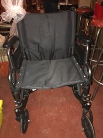 Everest & Jennings Traveler L4 wheelchair - like new