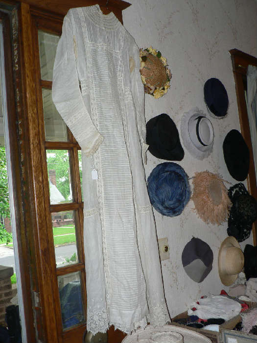 Turn of the Century white dress and hat. Beautiful!!