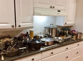 Pots & Pans/Kitchen Galore
