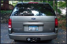 2002 Ford Explorer Limited, 4.6 V8, 117,000 miles. Fully loaded. Leather upholstery. No rust. 