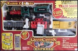 Grand Canyon Express radio controlled train set in original box