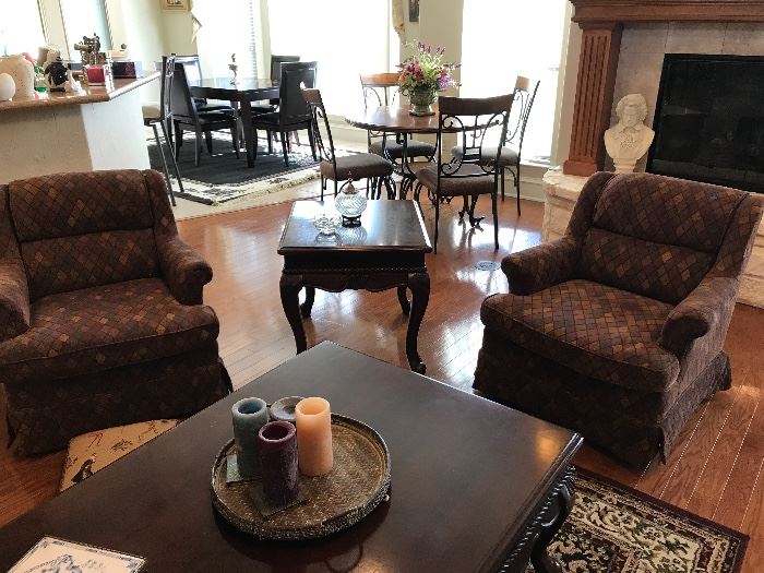 Heirloom Estate Sale Lost Creek in Aledo, TX starts on 10/20/2017