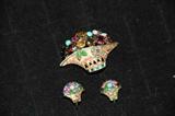 14K Diamonds and Semi Precious Stones
Beautiful Set.