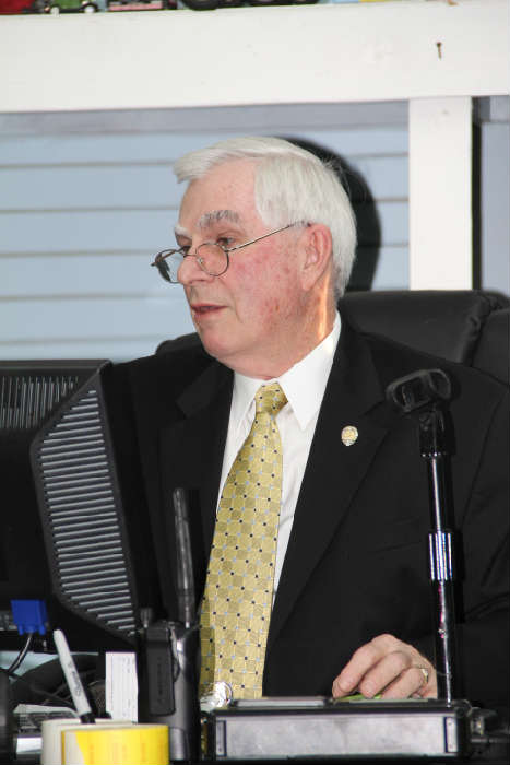 Larry Troutman, Auctioneer