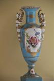 BEAUTIFUL PORCELAIN