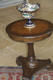 OCCASSIONAL TABLE