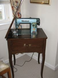 VINTAGE BROTHER SEWING MACHINE
