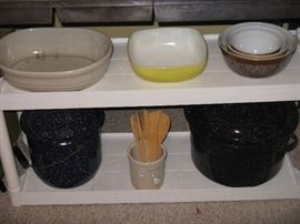 Pyrex Nesting Bowls, Graniteware