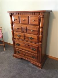 Tall chest wood 