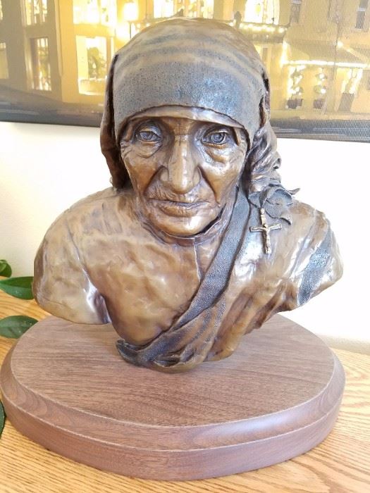 Bronze Mother Teresa by Sarah Durand - Schooled by CW Smith. 