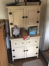  Family Heritage Estate Sales, LLC. New Jersey Estate Sales/ Pennsylvania Estate Sales. 