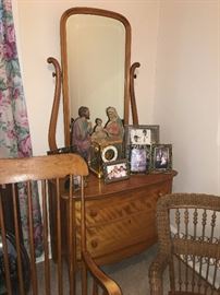  Family Heritage Estate Sales, LLC. New Jersey Estate Sales/ Pennsylvania Estate Sales. 