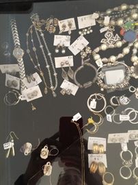 14k and 18k GOLD to Sterling.. fine jewelry by Judith Ripka, beautiful James Avery, Ralph Lauren, Tiffany & Co, Ann King, Barbara Bixby, Relios to Carolyn Pollack.